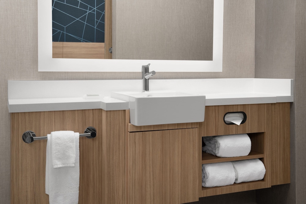SpringHill Suites by Marriott Fayetteville I 95 39/42