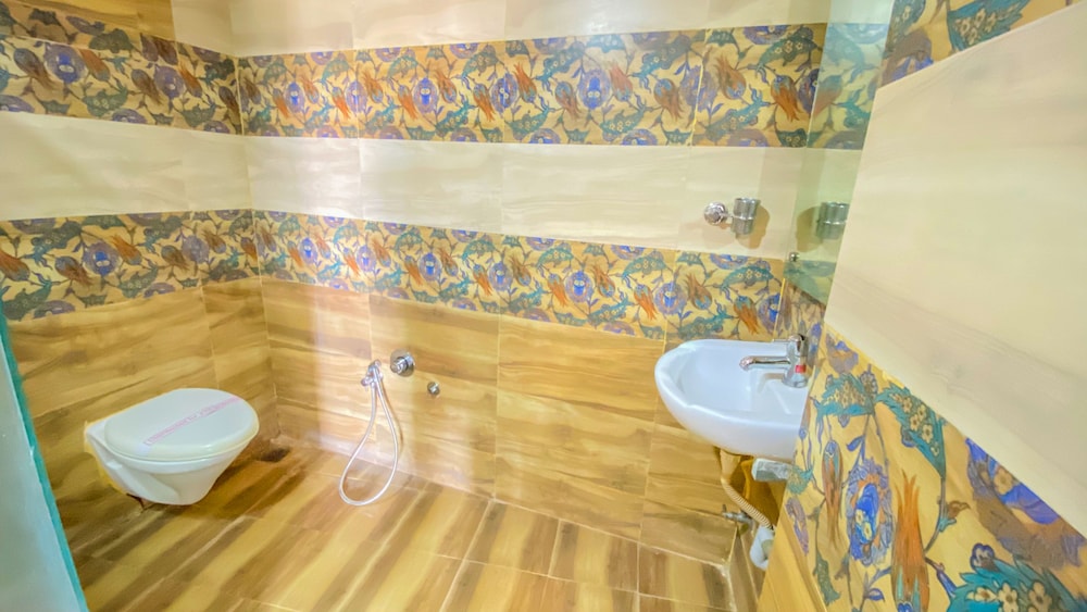 Hotel Gomti 39/40