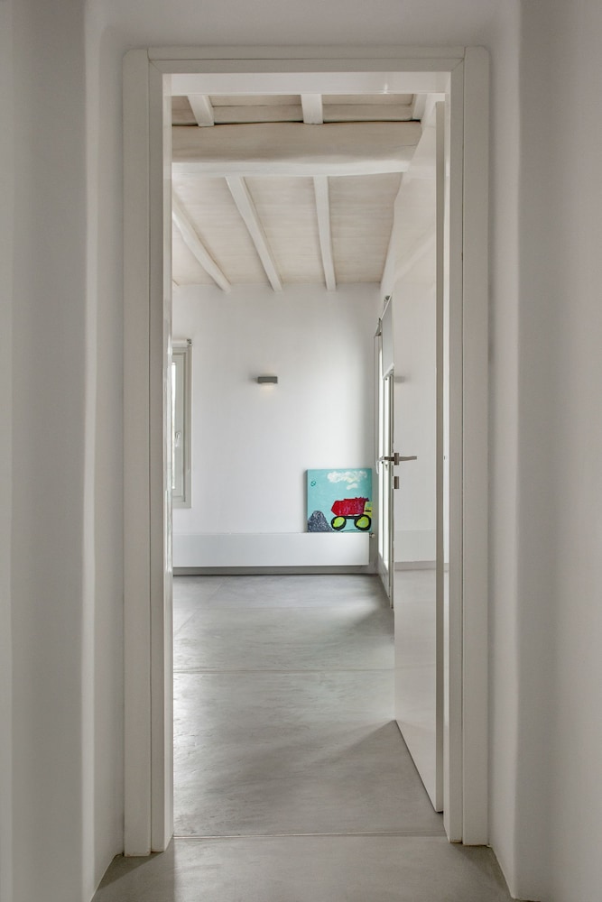 Dreamlike Villas Mykonos 50/50