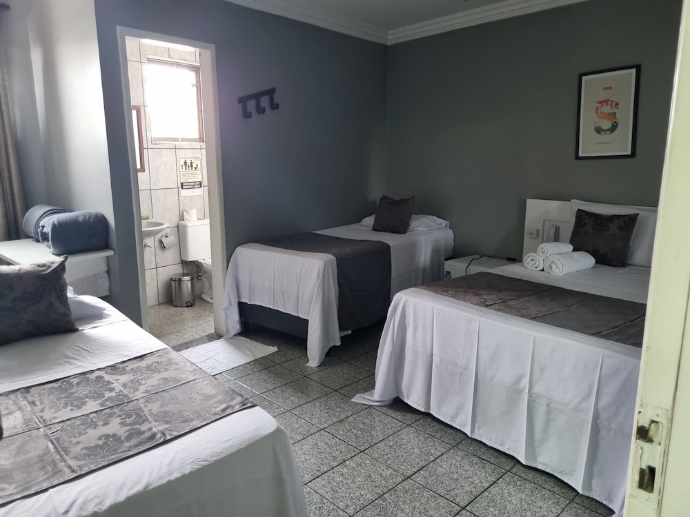 Oyo Tiquatira Hotel 31/50