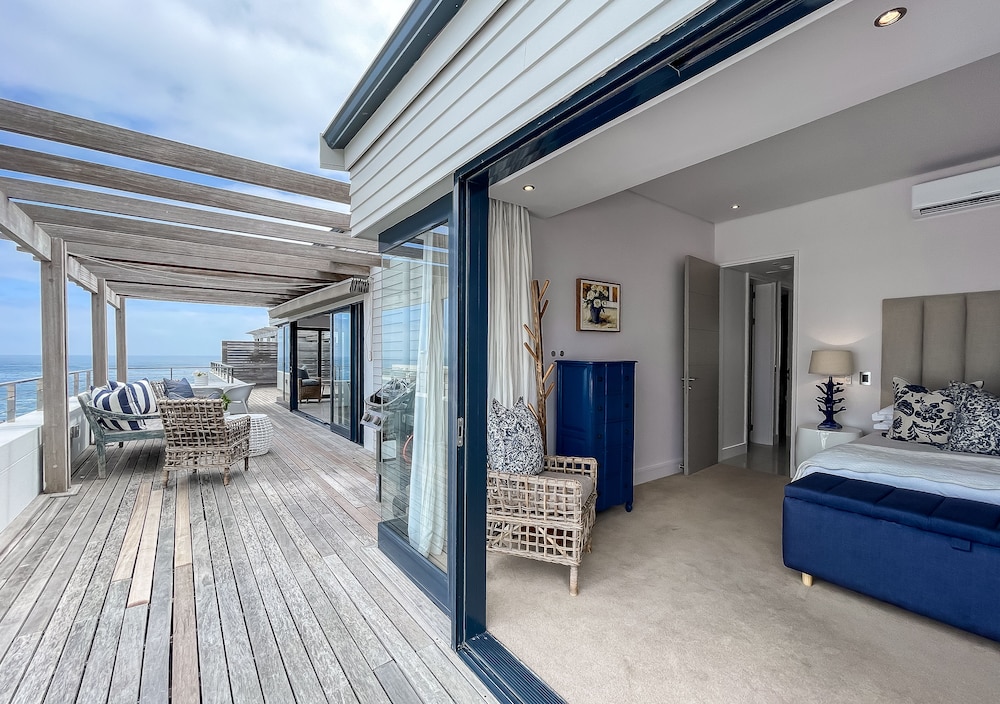 Le Paradis Penthouse Apartment 8/37