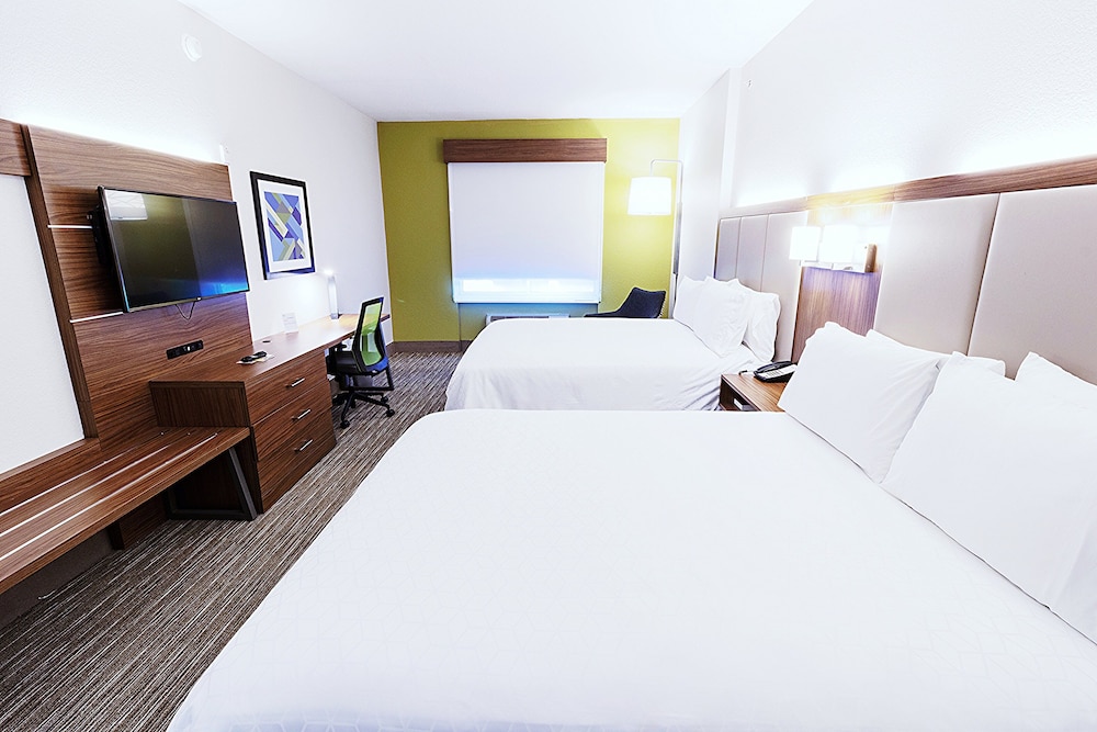 Holiday Inn Express & Suites Crestview South I-10 16/69