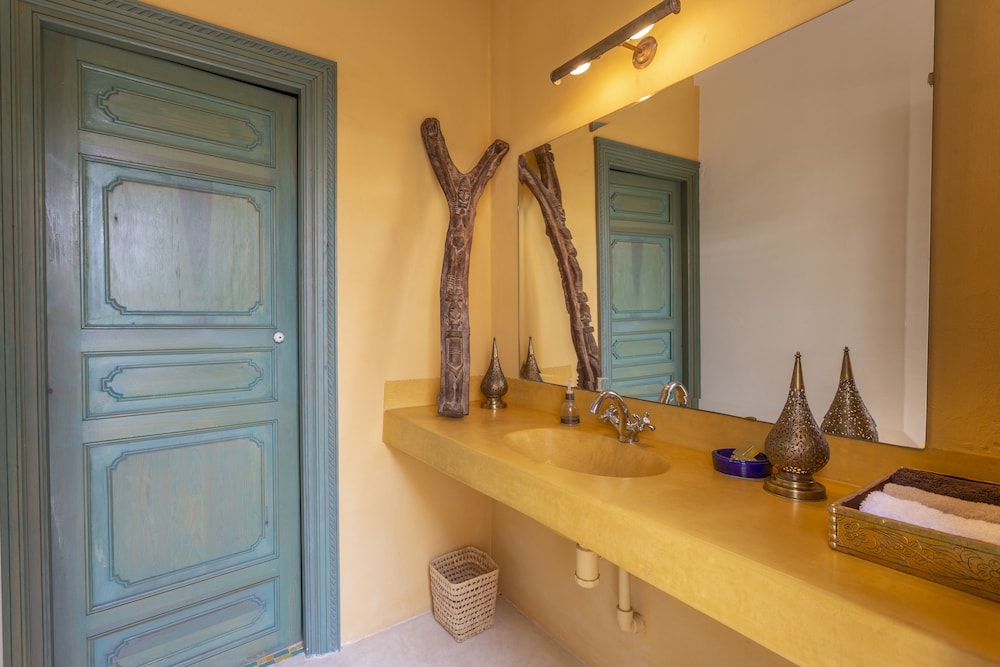 Riad Azahar 46/50
