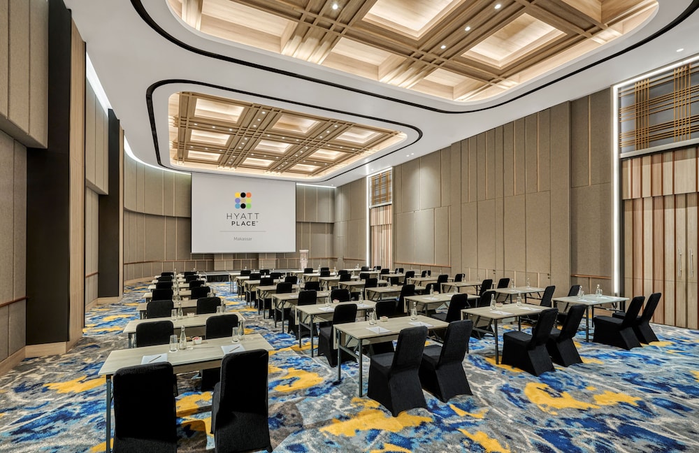 Hyatt Place Makassar 25/31