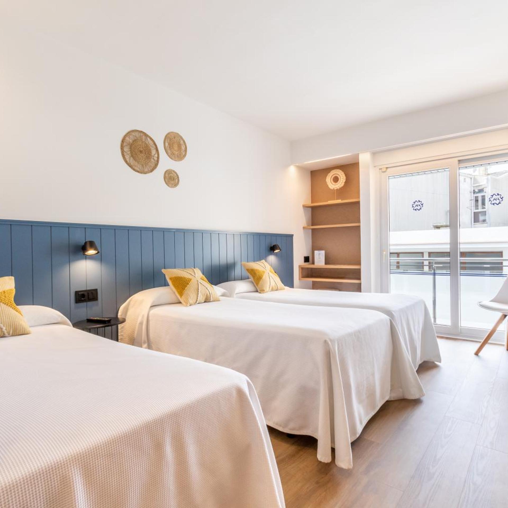 Room, Triple
