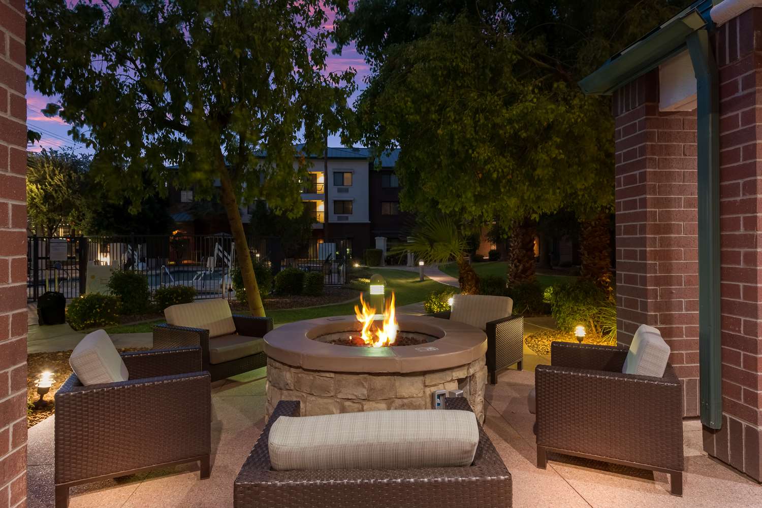 Sonesta Select Tempe Downtown 23/26