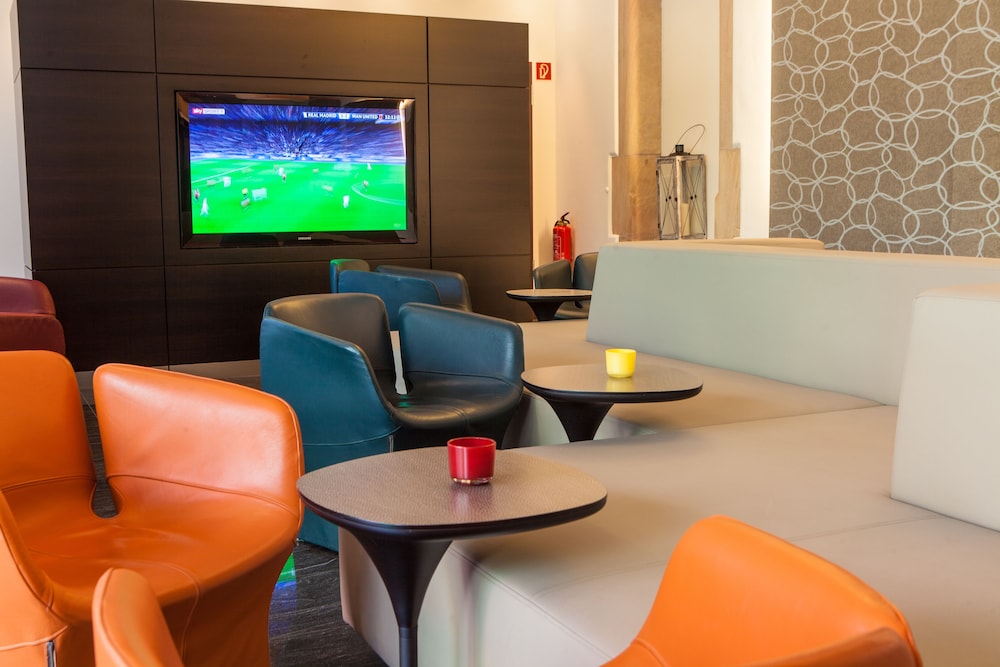 Novina Hotel Tillypark 52/71
