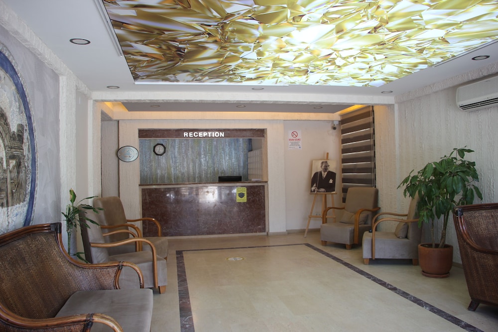MAXSEA Beach Hotel 7/44