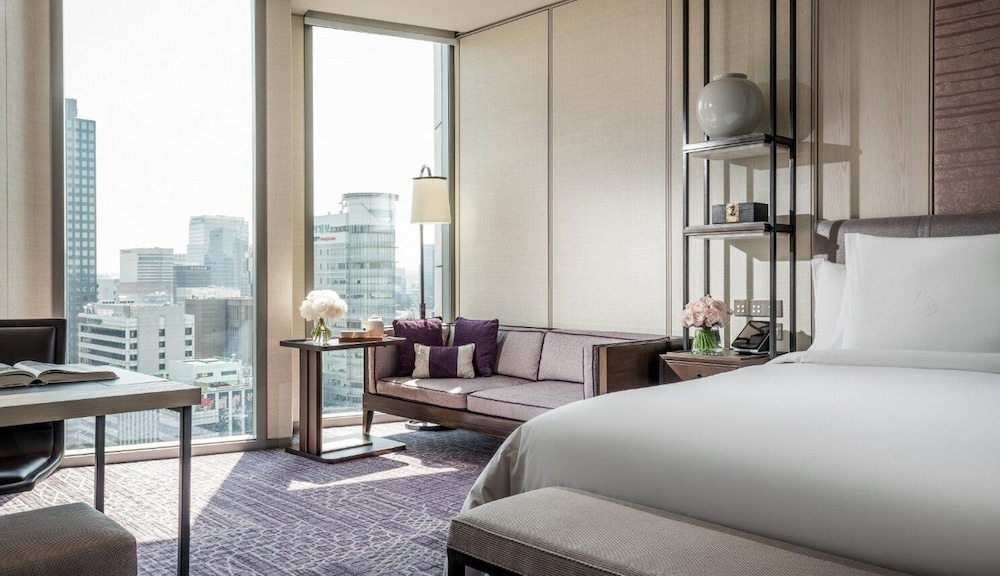Four Seasons Hotel Seoul 9/72