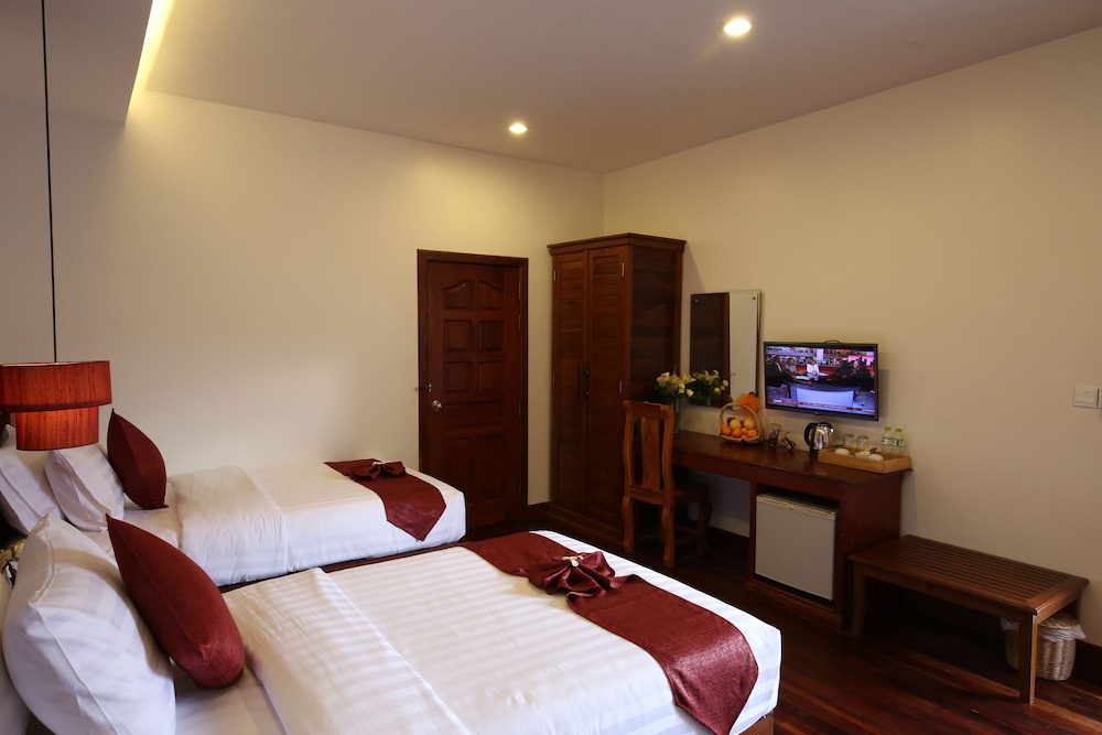 Holy Angkor Hotel 28/65