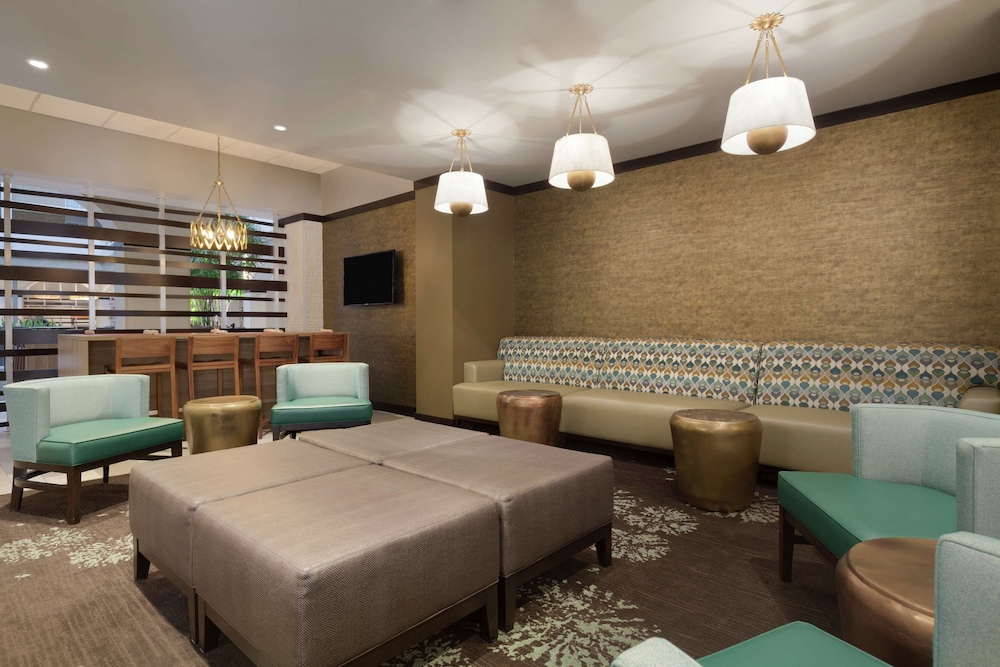 Embassy Suites by Hilton Jacksonville Baymeadows 24/85