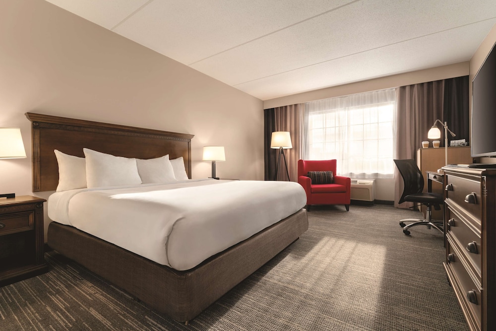 Country Inn & Suites By Radisson Grand Rapids East Mi 7/46
