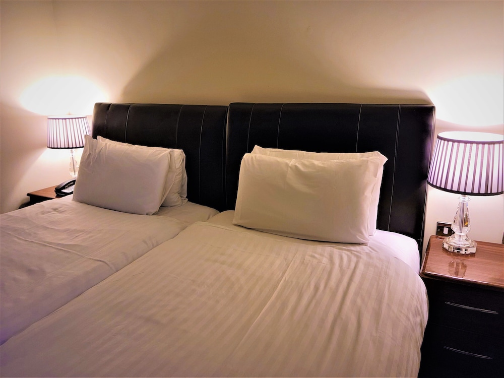 Grand Plaza Serviced Apartments 14/76