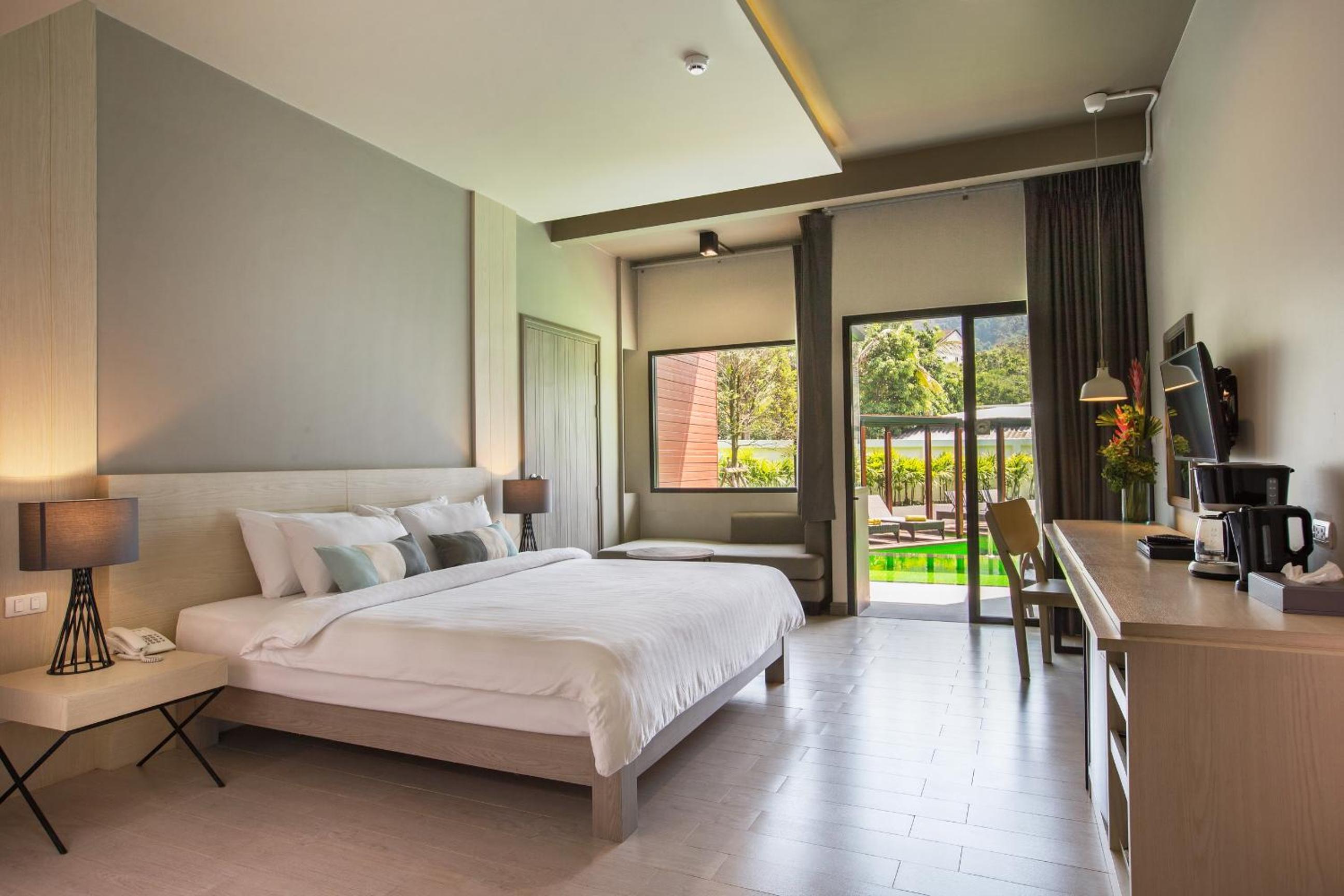 Premier, King Bed, Pool Access، Krabi La Playa Resort 5/10