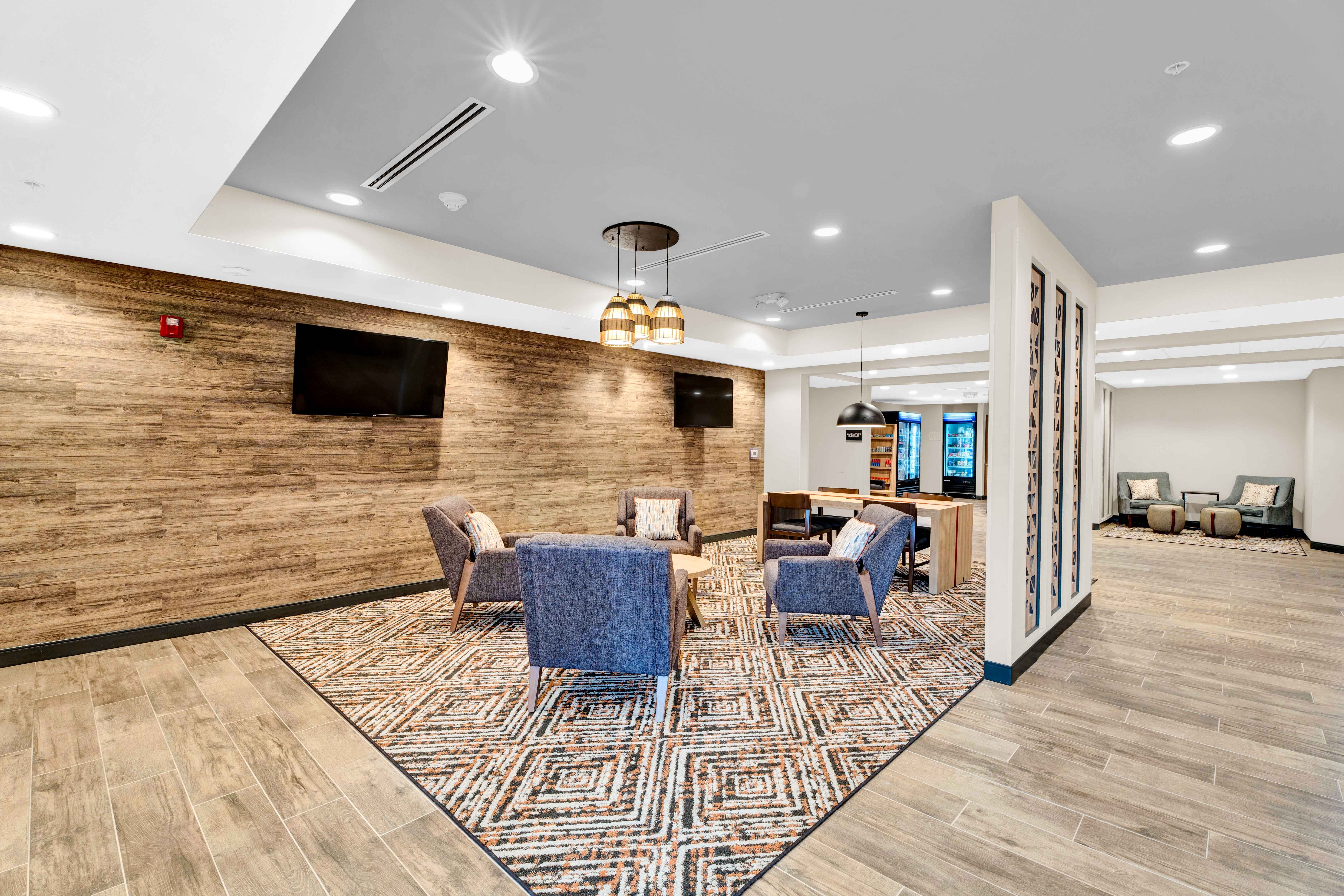 Candlewood Suites Detroit - Auburn Hills by IHG 8/50