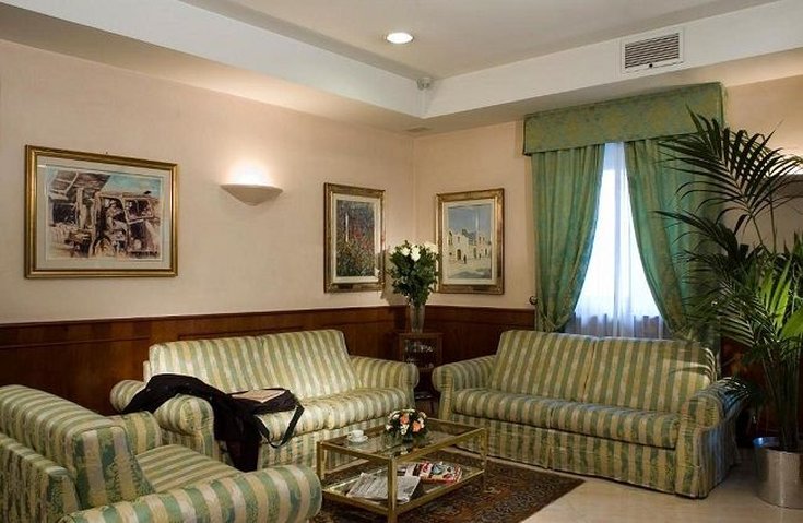 Hotel Castle 5/12