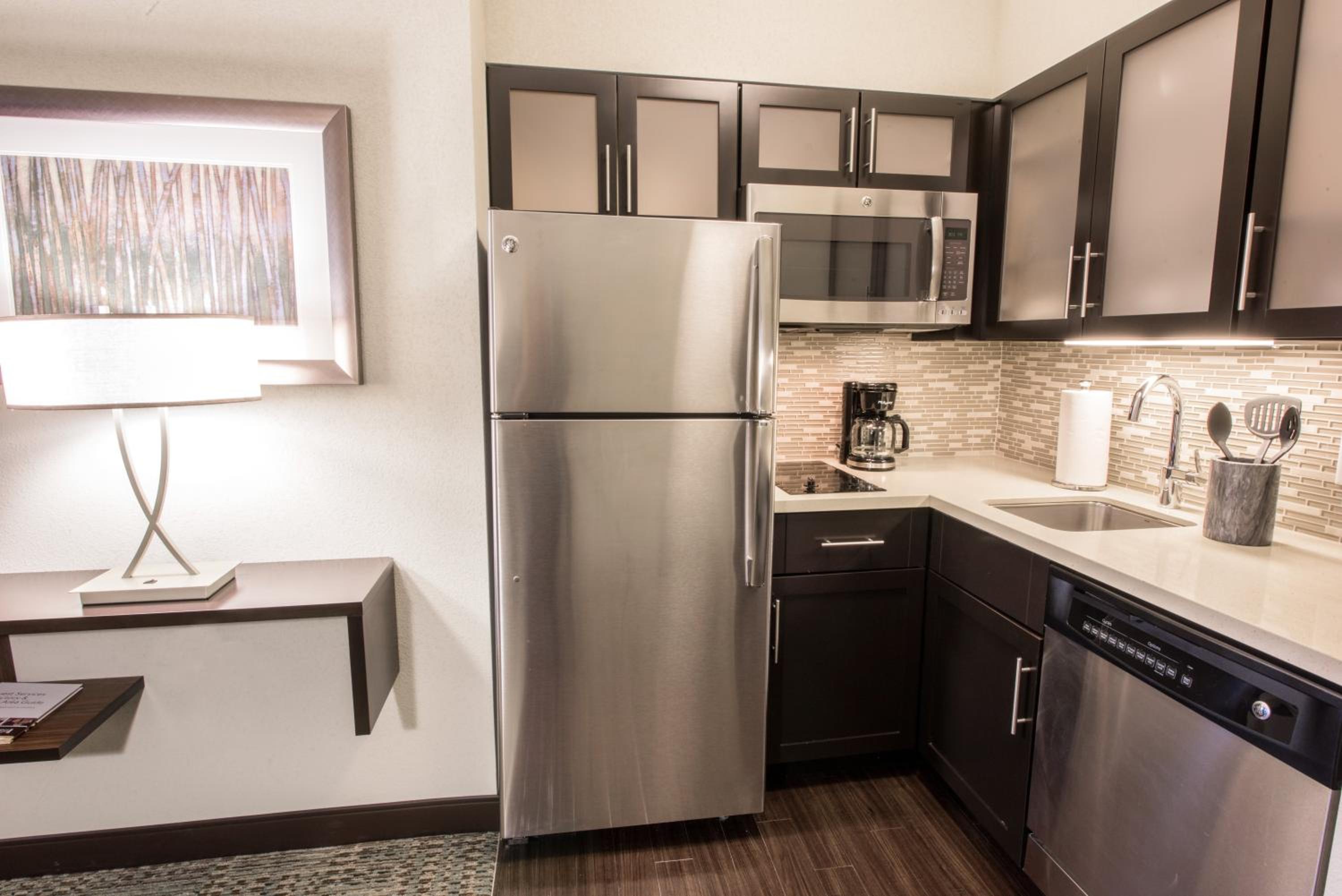 جناح استوديو، Staybridge Suites Albany Wolf Rd Colonie Center 5/5