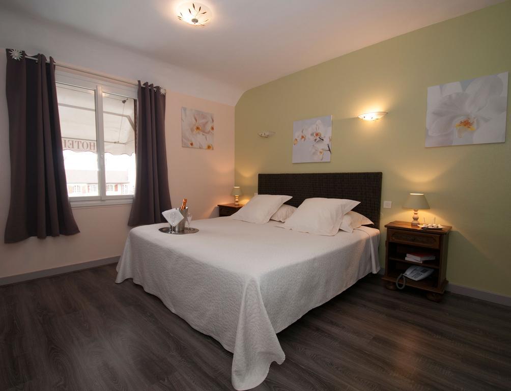 HOTEL LE COQ HARDI 15/51