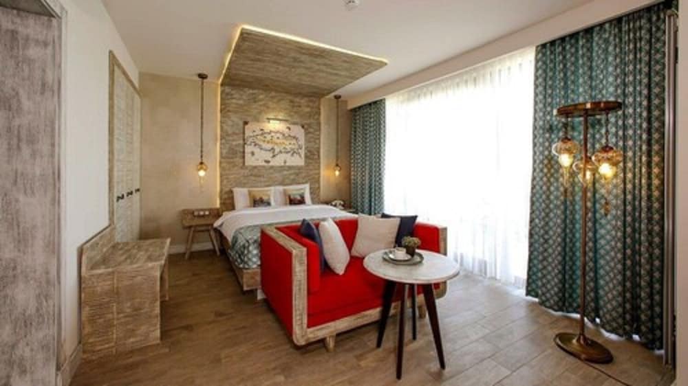Assos Barbarossa Hotel 56/74
