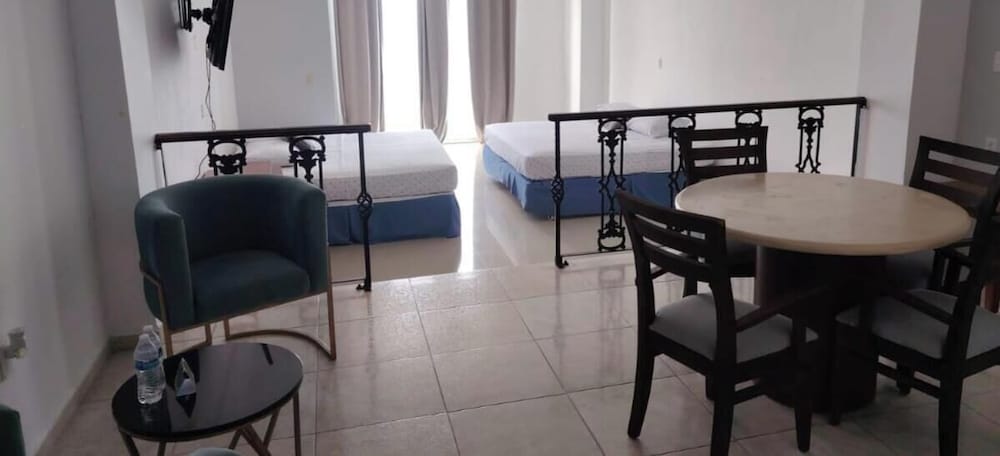 Casabella Art/Boutique Hotel 48/70