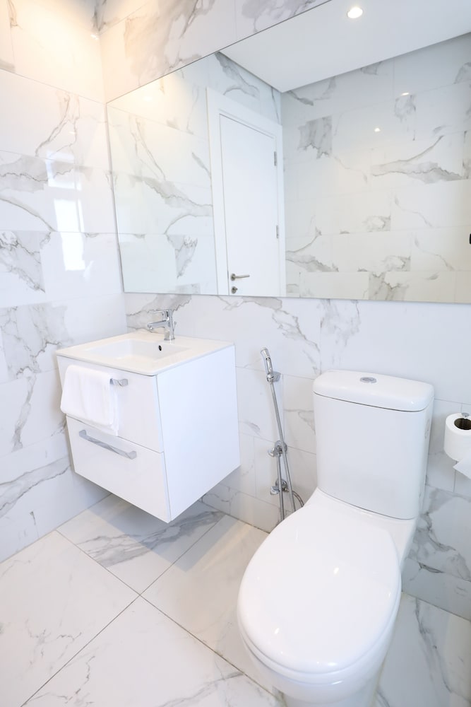Magic Suite Hotel Salmiya 49/51