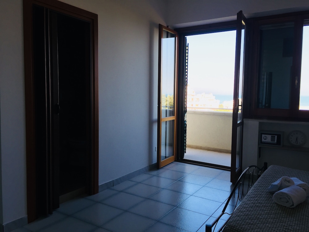 B&B Pizzomunno E Cristalda Rooms 16/27