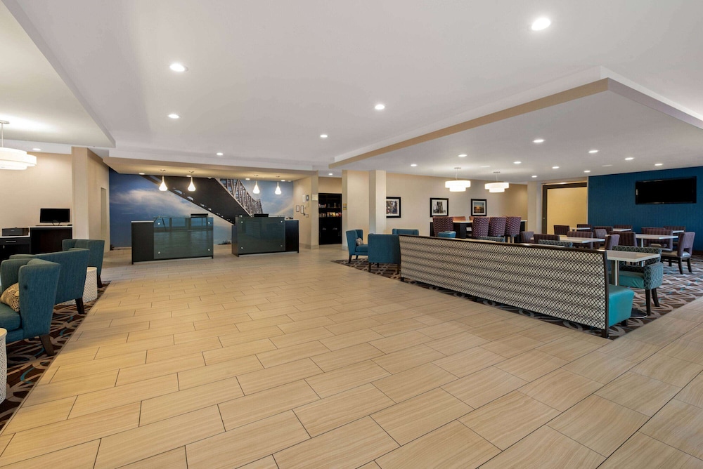 La Quinta Inn & Suites by Wyndham West Monroe 7/41