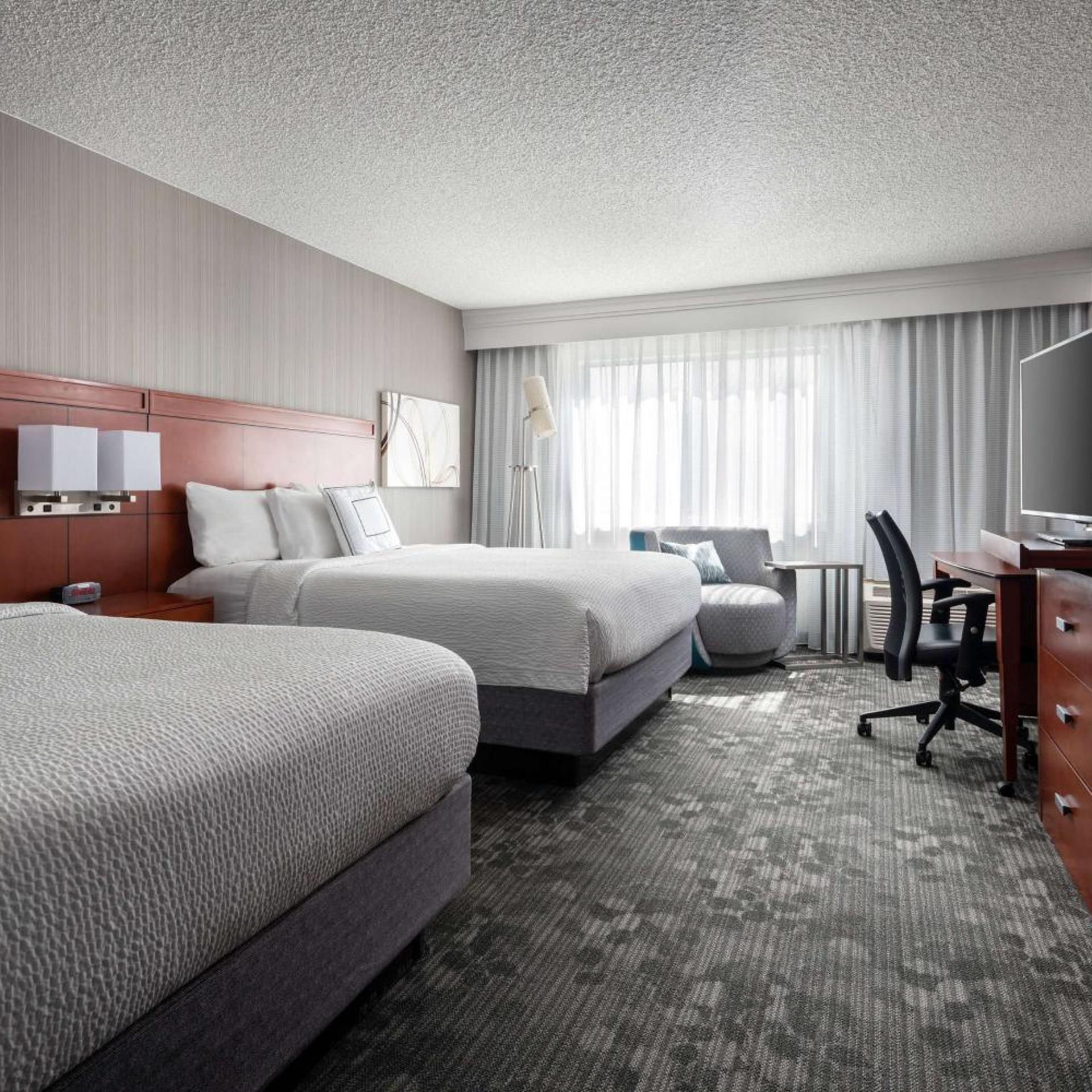 Room, Quadruple