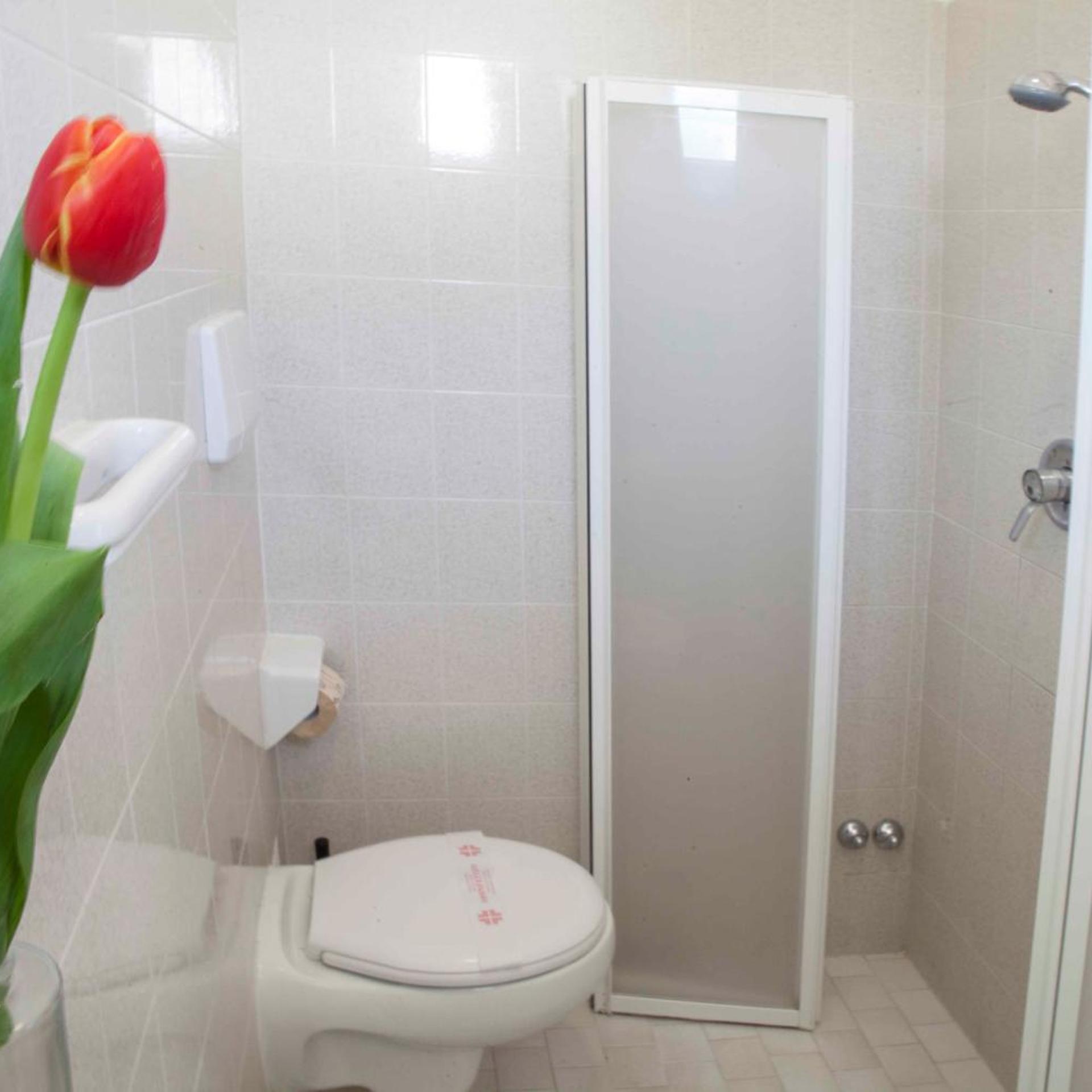 Room, Double or Twin Bed, Lateral Side Sea View