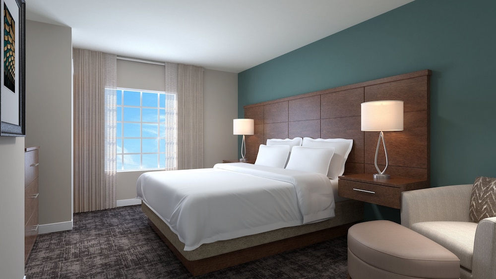 Staybridge Suites Denton 11/56