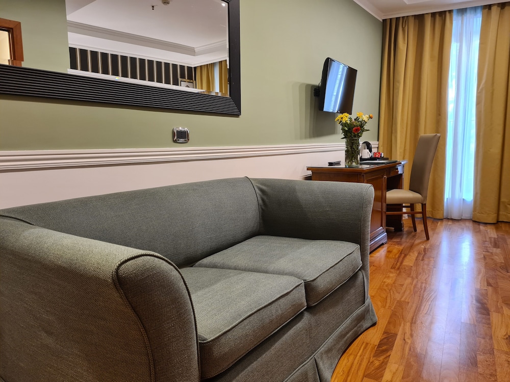 Hotel Palazzo Turchini 47/77