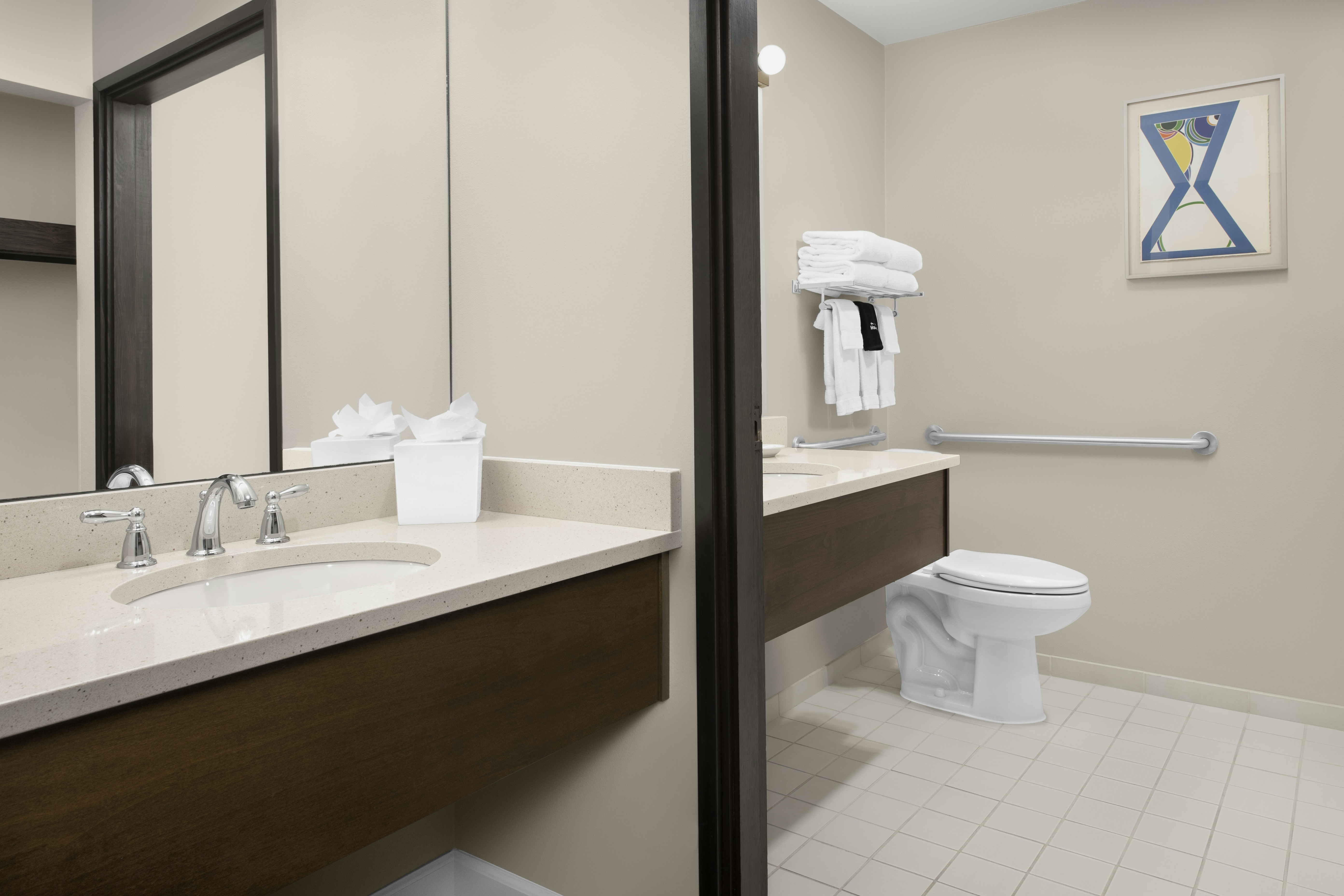Ashland Hills Hotel Suites 49/51