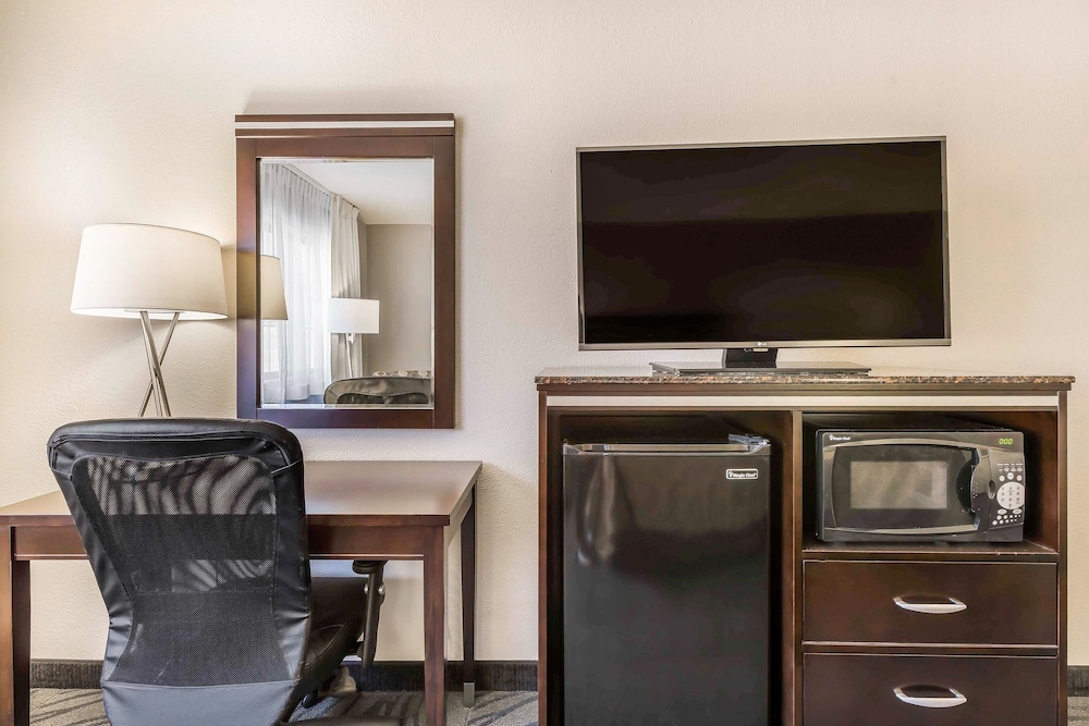 Quality Inn Fallbrook I 15 31/34