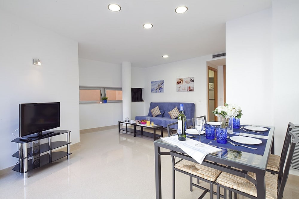 CHARMSUITES NOU RAMBLA APARTMENTS 36/42