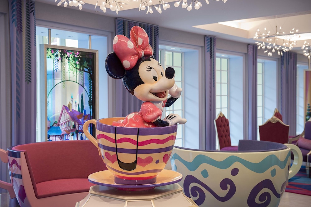 TOKYO DISNEY CELEBRATION HOTEL 34/50