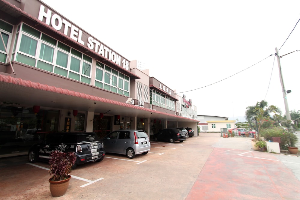 Hotel Station 18 26/32