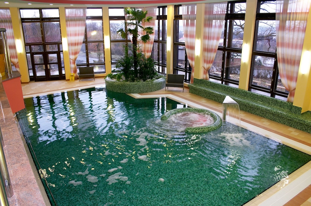 CHATEAU MONTY SPA RESORT 1/69