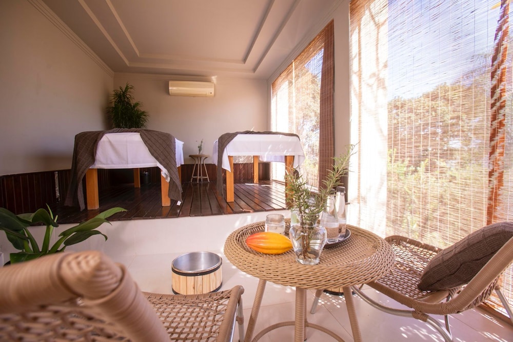 Vacance Hotel 28/50