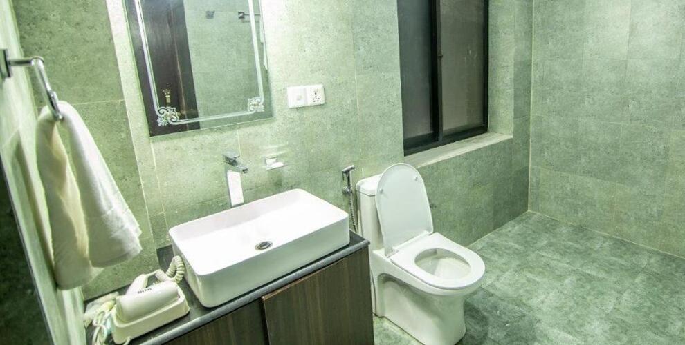 Pashupati Boutique Hotel & Spa 43/46