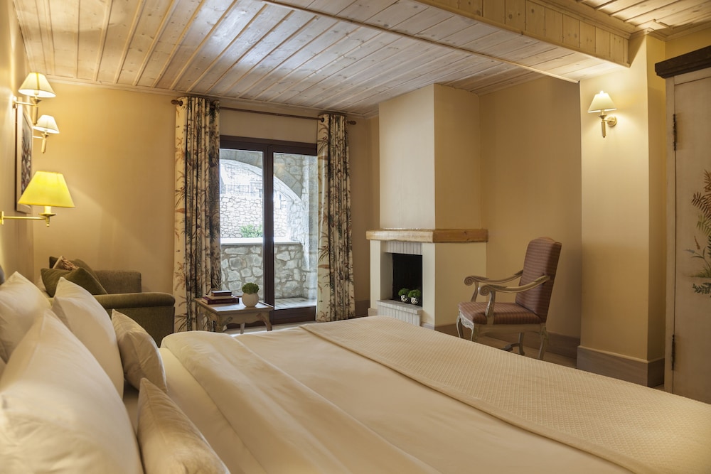 Santa Marina Arachova Resort Spa 2/21