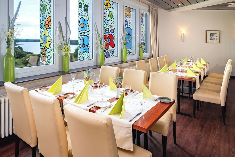 Ahorn Seehotel Templin 32/50