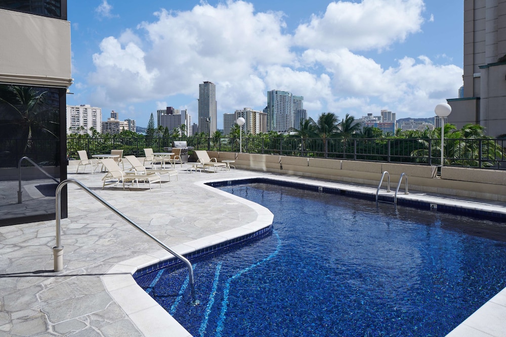 AQUA PALMS WAIKIKI 7/41