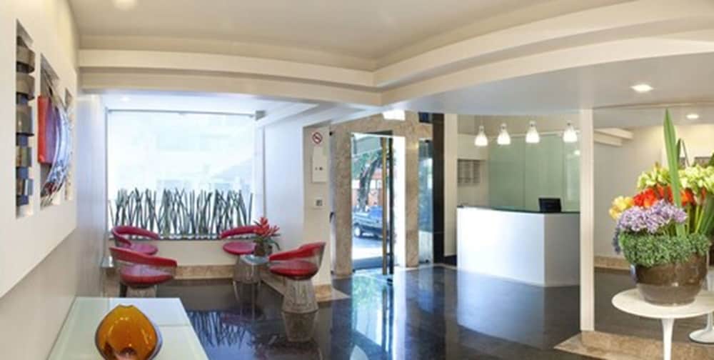 Boulevard Express Hotel 5/30