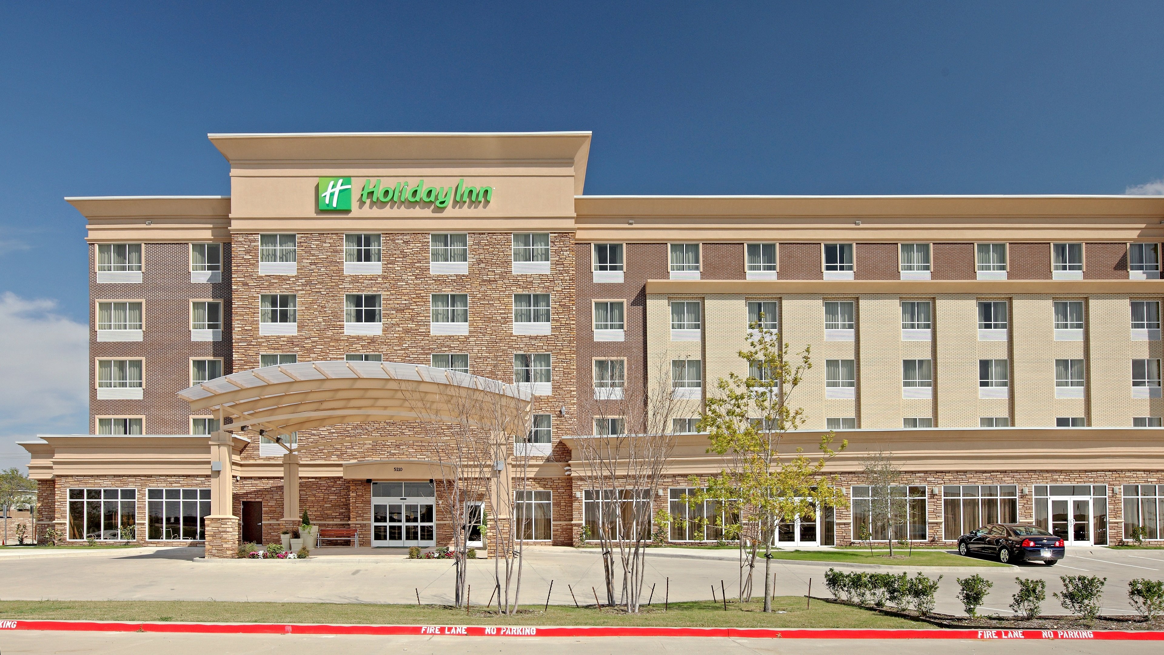 Holiday Inn Garland 8/73