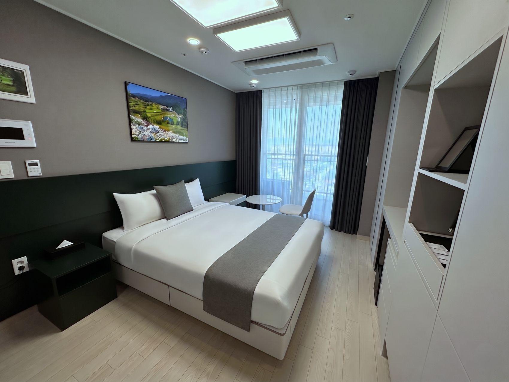 Standard, Double Bed, No Parking