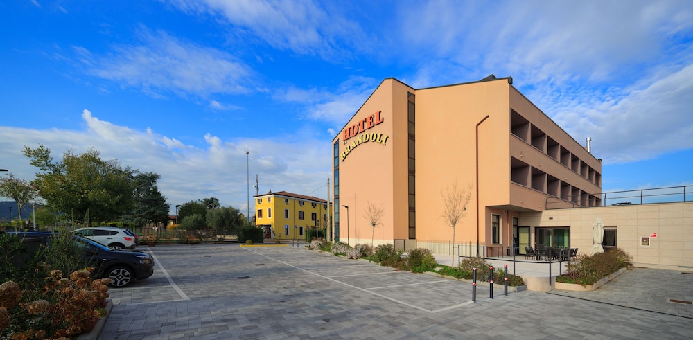 Hotel Brandoli 49/51