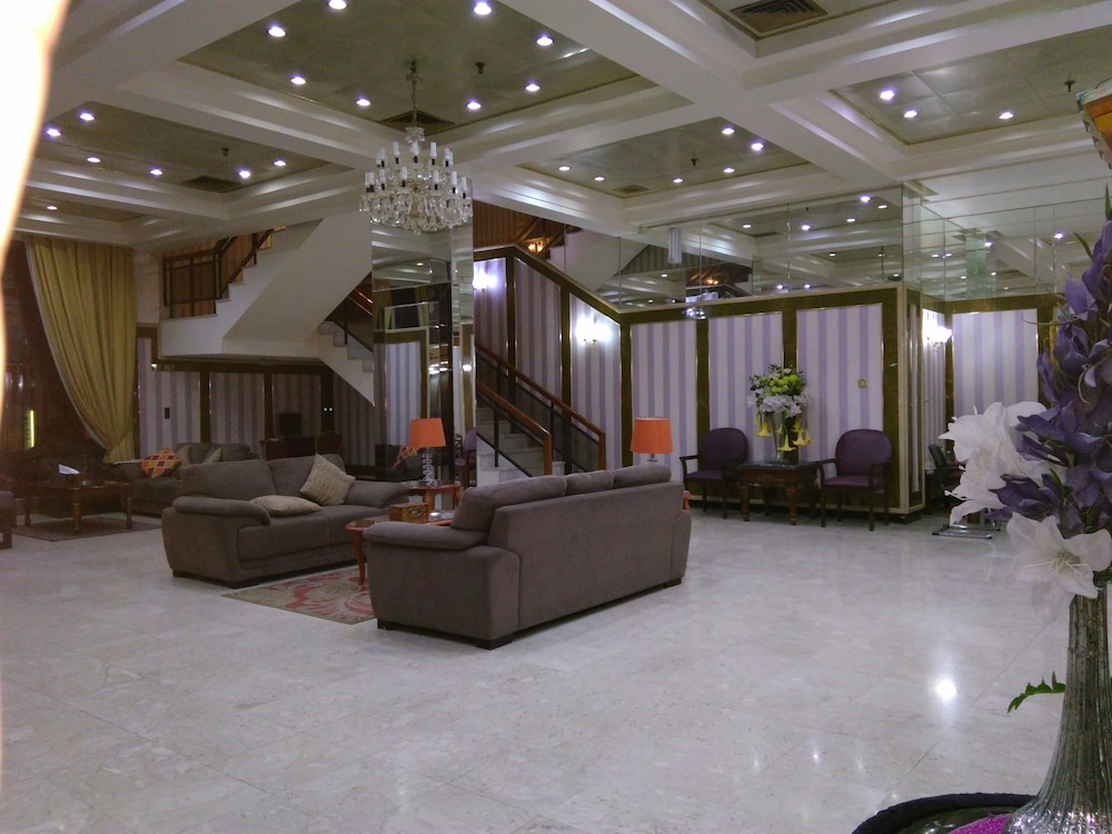 Carlton Tower Hotel 49/55