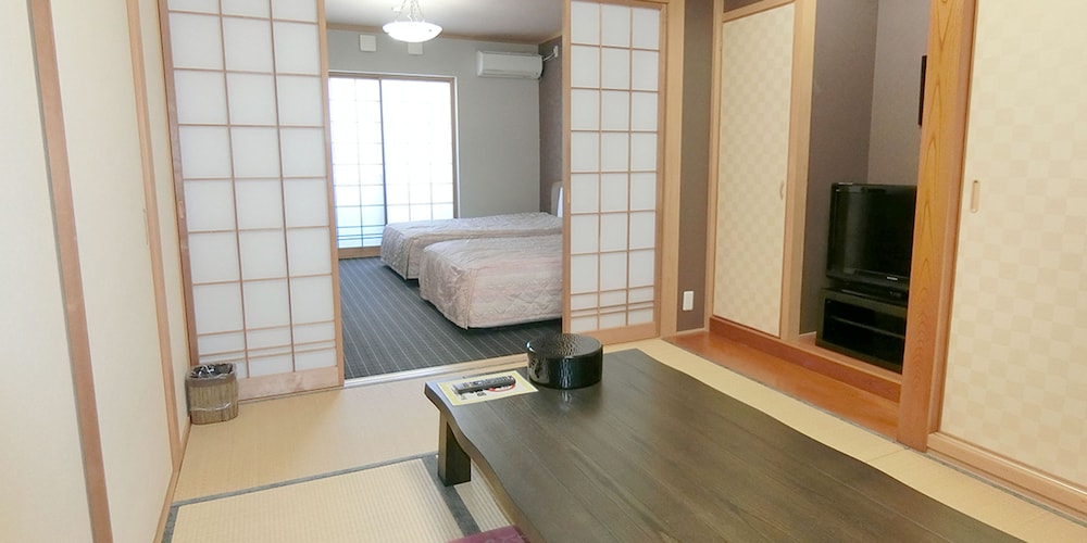 Yurakuan Miyazaki 33/50