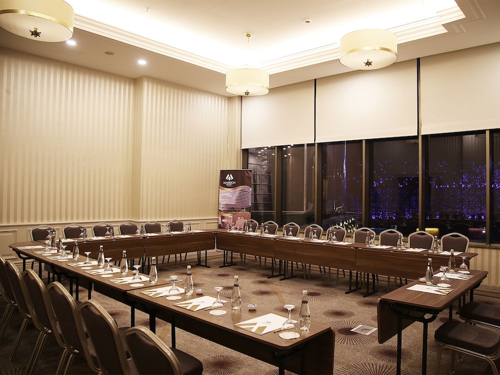 Morrian Hotel 45/50