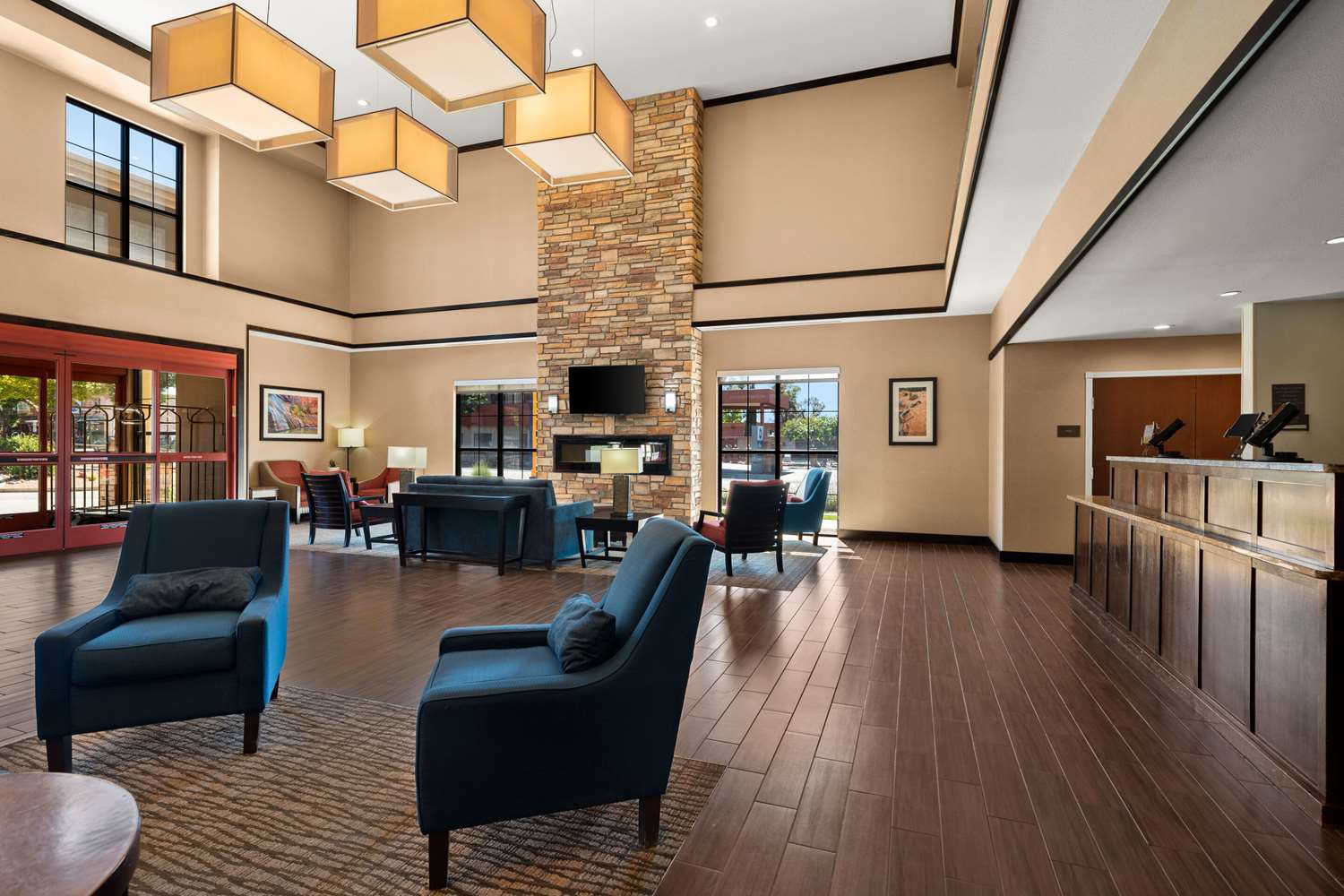 Comfort Suites Kanab National Park Area 3/6